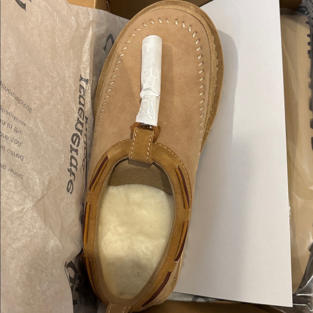 UGG-Tasman Crafted Regenerate-Sand - Picture 2 of 6